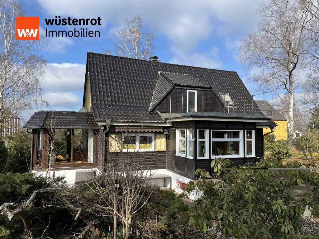 Immobilienangebot - Gersdorf - Alle - Wunderschönes Einfamilienhaus mit Wintergarten, großem Grundstück & vielseitigem Nebengebäude