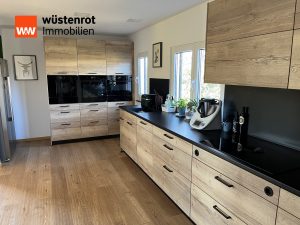Immobilienangebot - Gersdorf - Alle - Wunderschönes Einfamilienhaus mit Wintergarten, großem Grundstück & vielseitigem Nebengebäude