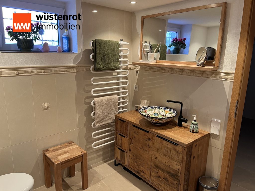 Immobilienangebot - Gersdorf - Alle - Wunderschönes Einfamilienhaus mit Wintergarten, großem Grundstück & vielseitigem Nebengebäude