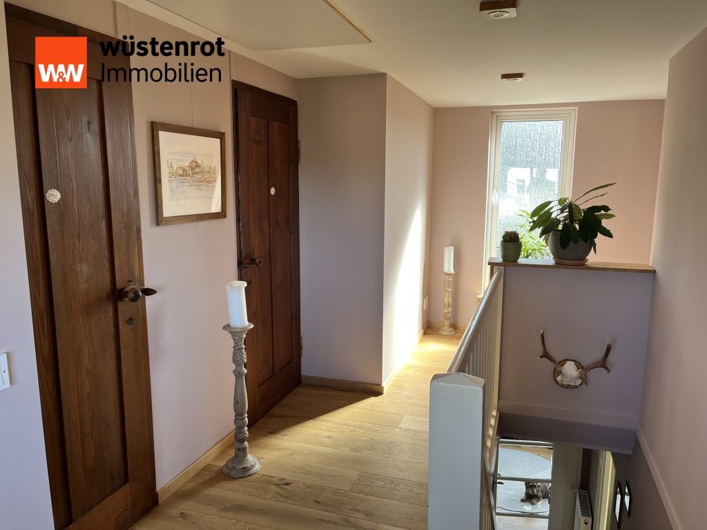 Immobilienangebot - Gersdorf - Alle - Wunderschönes Einfamilienhaus mit Wintergarten, großem Grundstück & vielseitigem Nebengebäude