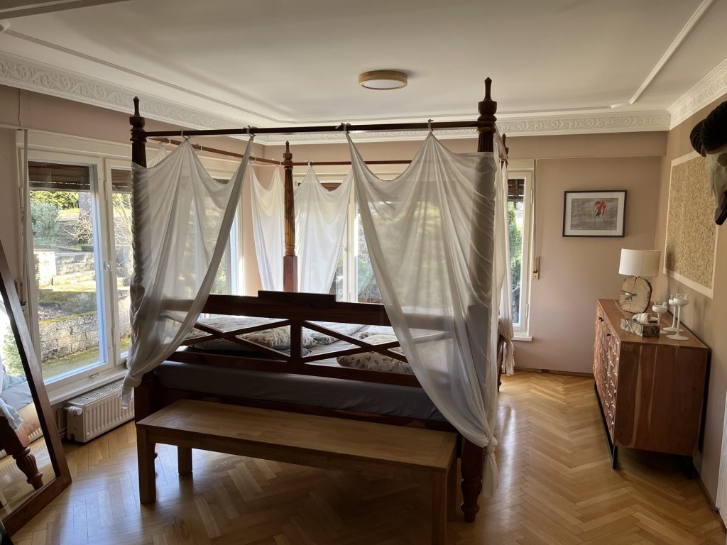 Immobilienangebot - Gersdorf - Alle - Wunderschönes Einfamilienhaus mit Wintergarten, großem Grundstück & vielseitigem Nebengebäude
