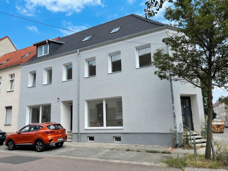 Immobilienangebot - Dessau-Roßlau - Alle - Top Rendite! Voll vermietetes Mehrfamilienhaus mit 10er Faktor in Dessau-Roßlau