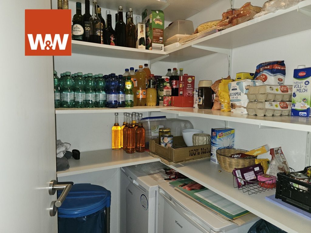 Immobilienangebot - Gomaringen - Alle - Wohnung mit Wellnesscharakter, über den Dächern von Gomaringen.
Ihre Chance!!!