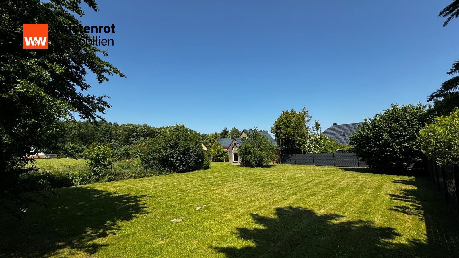 Immobilienangebot - Elmenhorst - Alle - Ihr Traum vom Landleben – Freistehendes Einfamilienhaus mit großem Garten und vielen Möglichkeiten