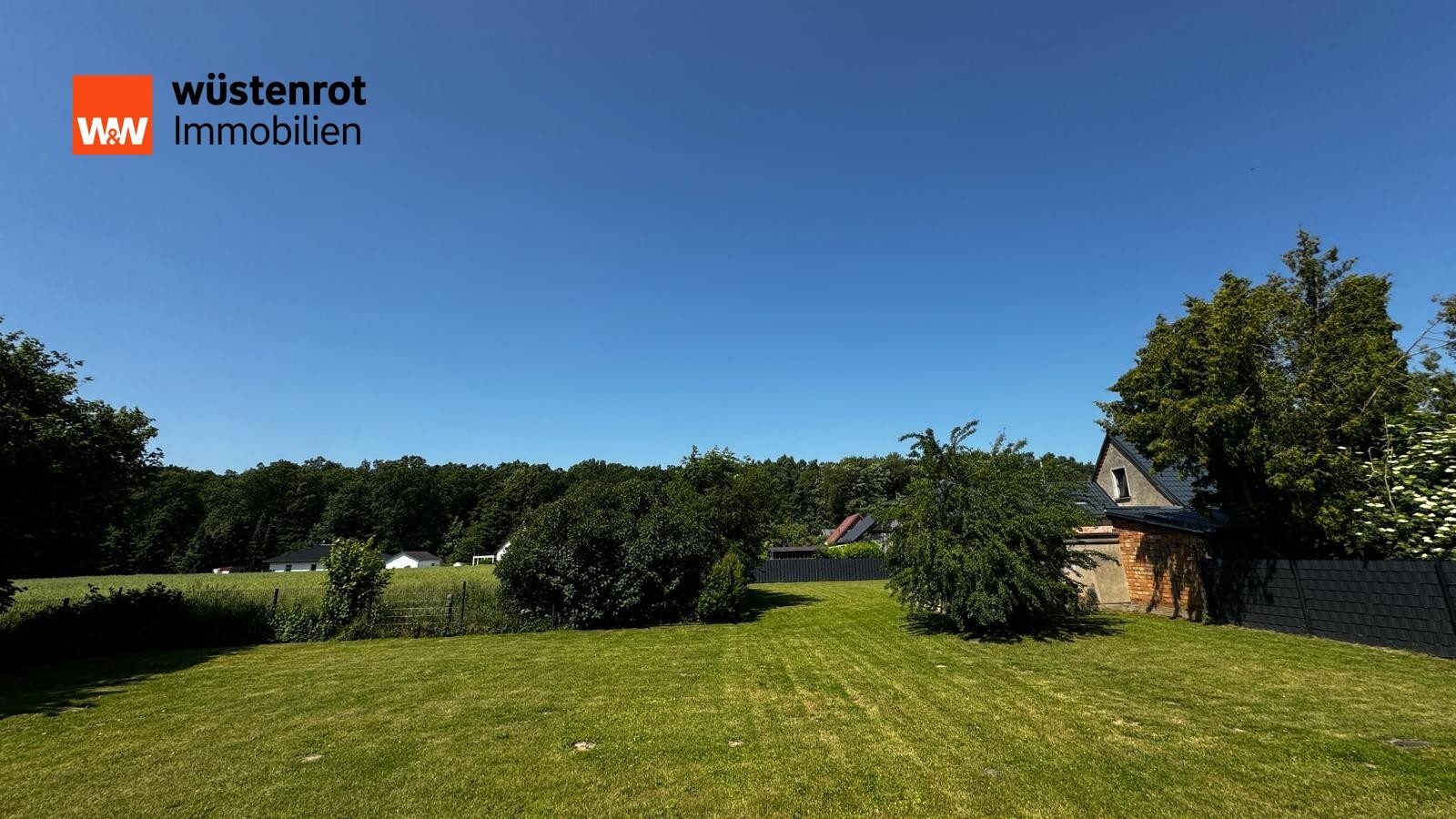 Immobilienangebot - Elmenhorst - Alle - Ihr Traum vom Landleben – Freistehendes Einfamilienhaus mit großem Garten und vielen Möglichkeiten