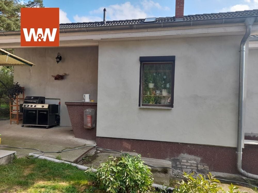 Immobilienangebot - Königs Wusterhausen / Senzig - Alle - Jetzt in die Zukunft investieren - Kleines EFH in Senzig sichern -und noch 2 Jahre Mieteinnahmen !!