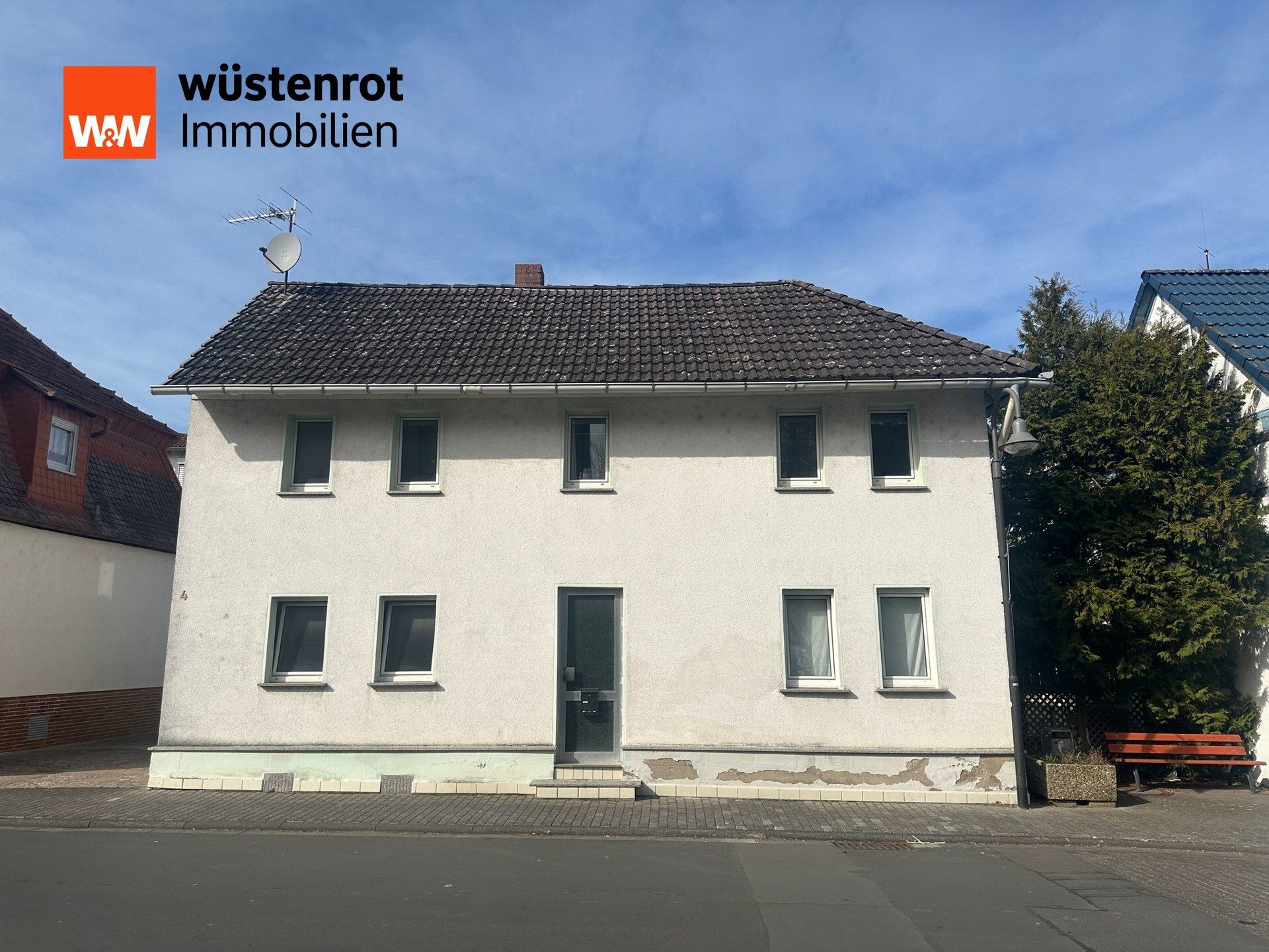 Immobilienangebot - Karben / Kloppenheim - Alle - Sanierungsbedürftiges 2-FH mit großer Scheune und Entwicklungspotenzial