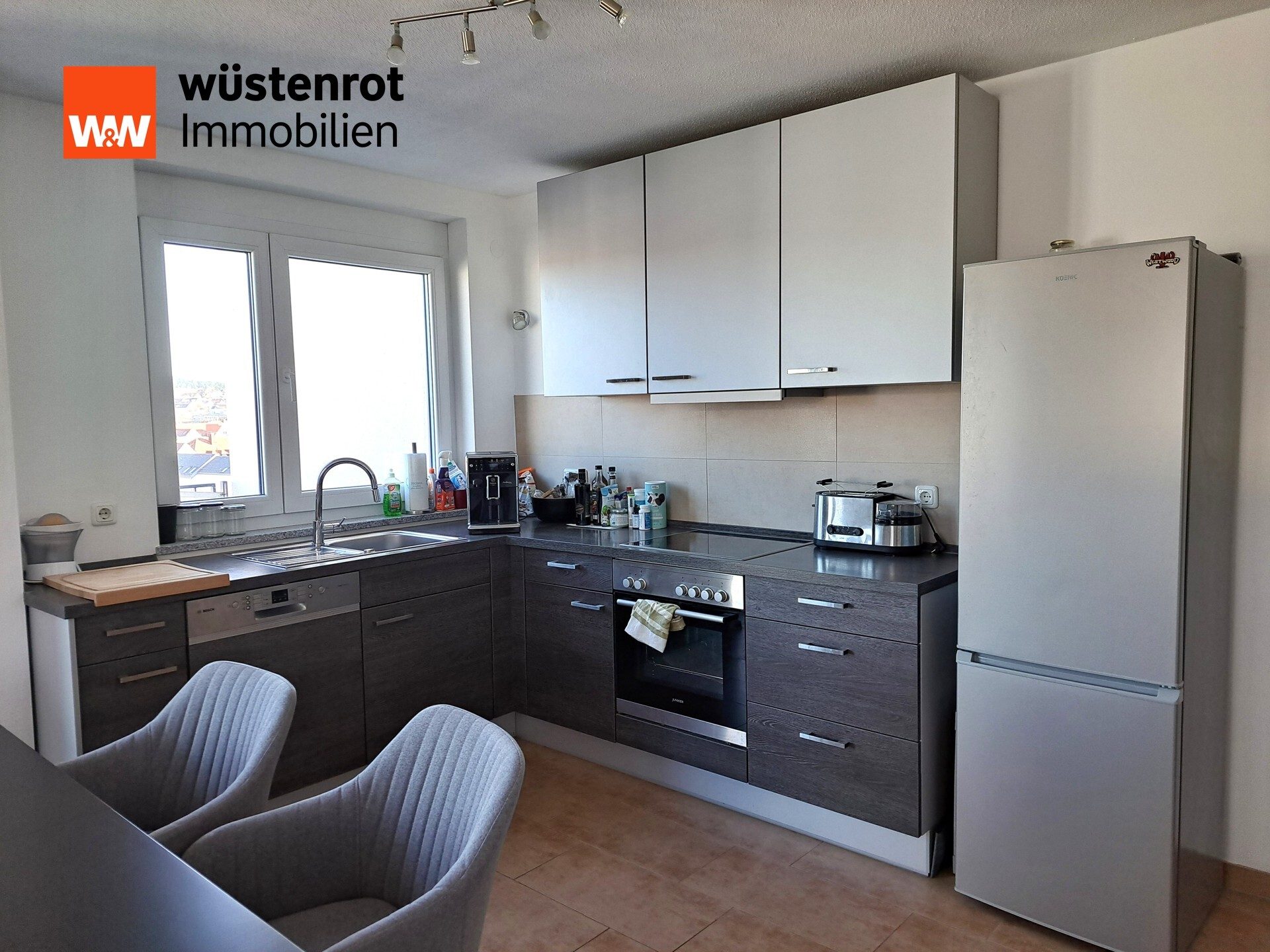 Immobilienangebot - Pfaffenhofen an der Ilm - Alle - Moderne 2-Zimmer-Wohnung mit Balkon, EBK und Aufzug in zentraler Lage