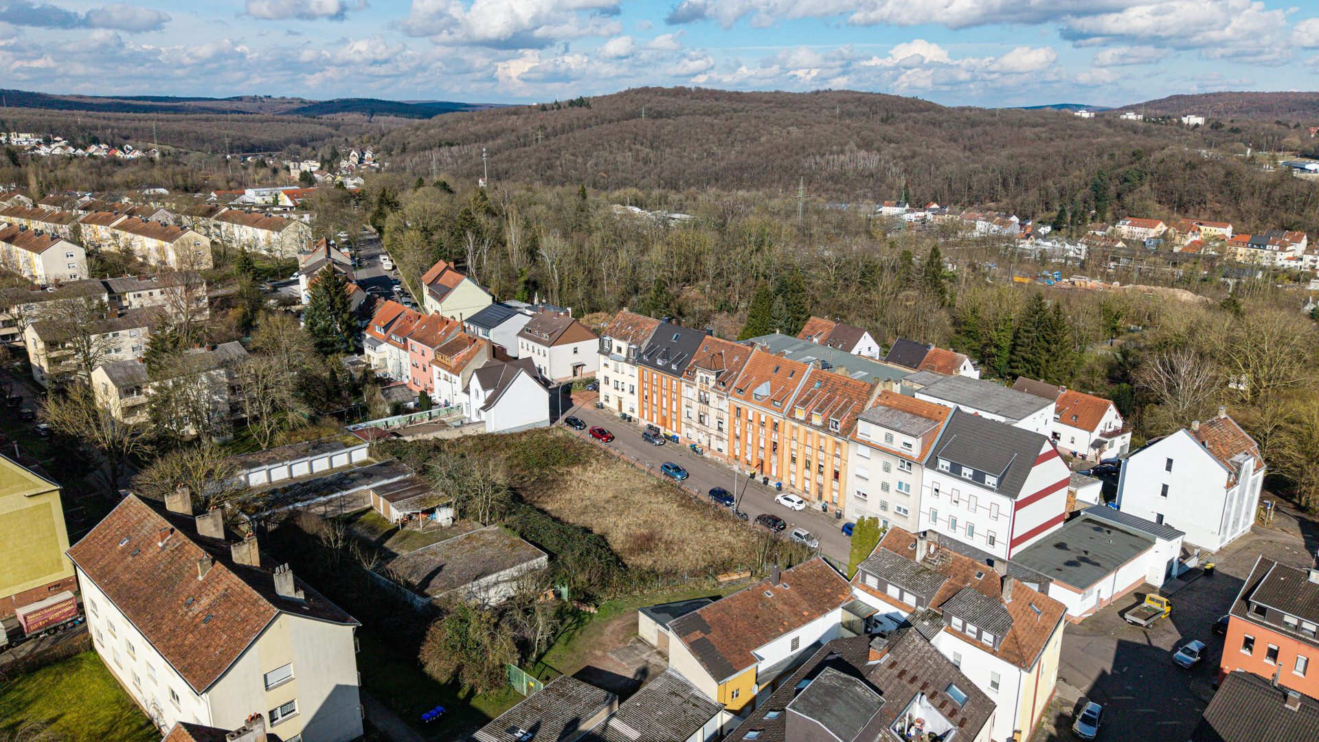 Immobilienangebot - Saarbrücken - Alle - Sicheres Risikoprofil! Chance auf min. 5,5%Nettorendi od. real erzielbare 30-40%Gewinn bei Abverkauf