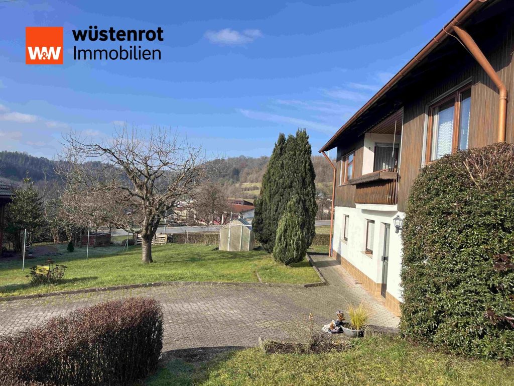 Immobilienangebot - Sulzbach-Laufen - Alle - Großzügiges Wohnhaus in sonniger Siedlungslage