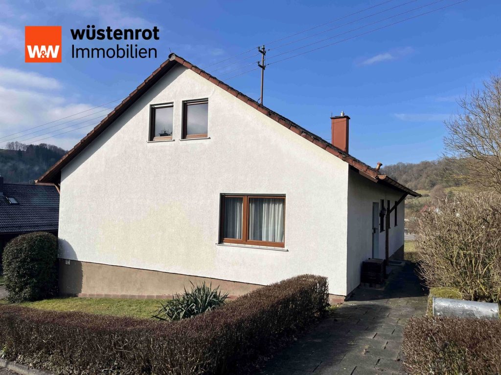 Immobilienangebot - Sulzbach-Laufen - Alle - Großzügiges Wohnhaus in sonniger Siedlungslage