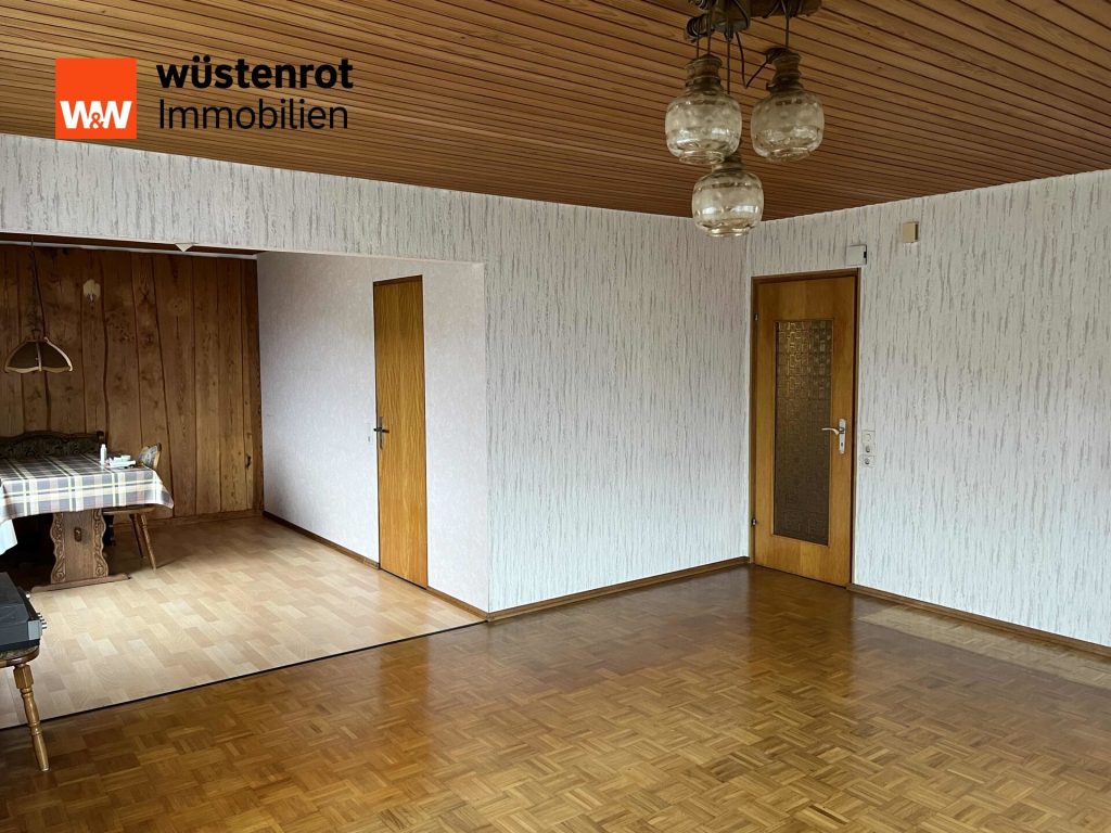 Immobilienangebot - Sulzbach-Laufen - Alle - Großzügiges Wohnhaus in sonniger Siedlungslage