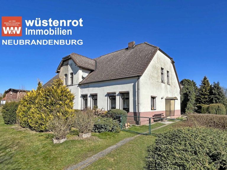 Immobilienangebot - Bugewitz - Alle - HAUSHÄLFTE MIT EINBAUKÜCHE UND GROSSEM GRUNDSTÜCK MIT VIEL PLATZ FÜR IHRE TIERE UND HAFFANBINDUNG