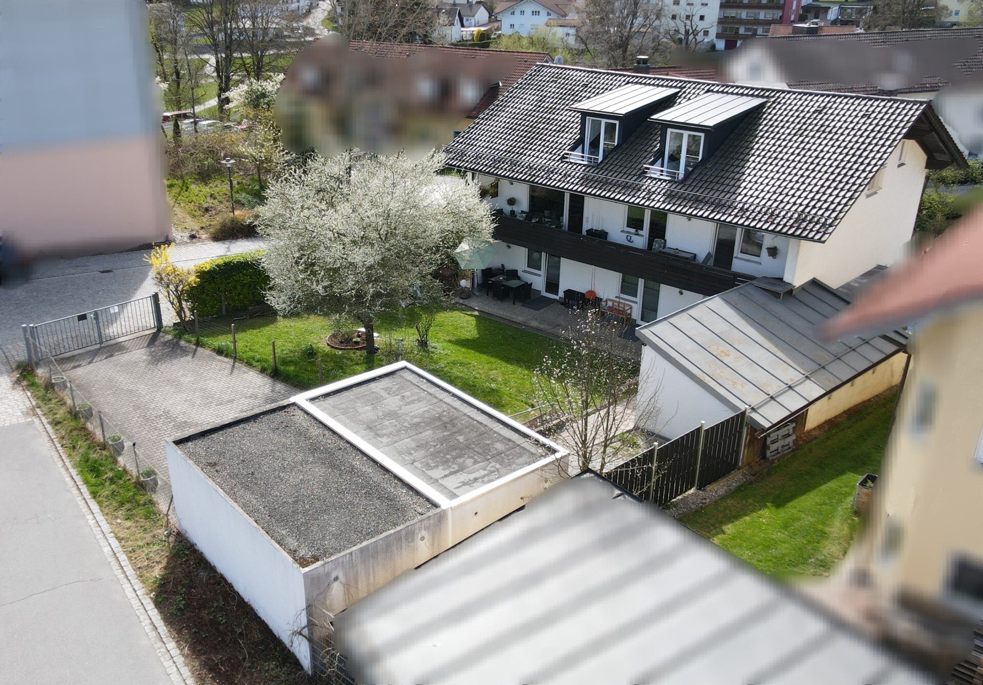 Immobilienangebot - Regen - Alle - Besser als Sparbuch - Grundbuch! Top saniertes MFH (4 WE) für Kapitalanleger o. Eigennutzer, 1a Lage