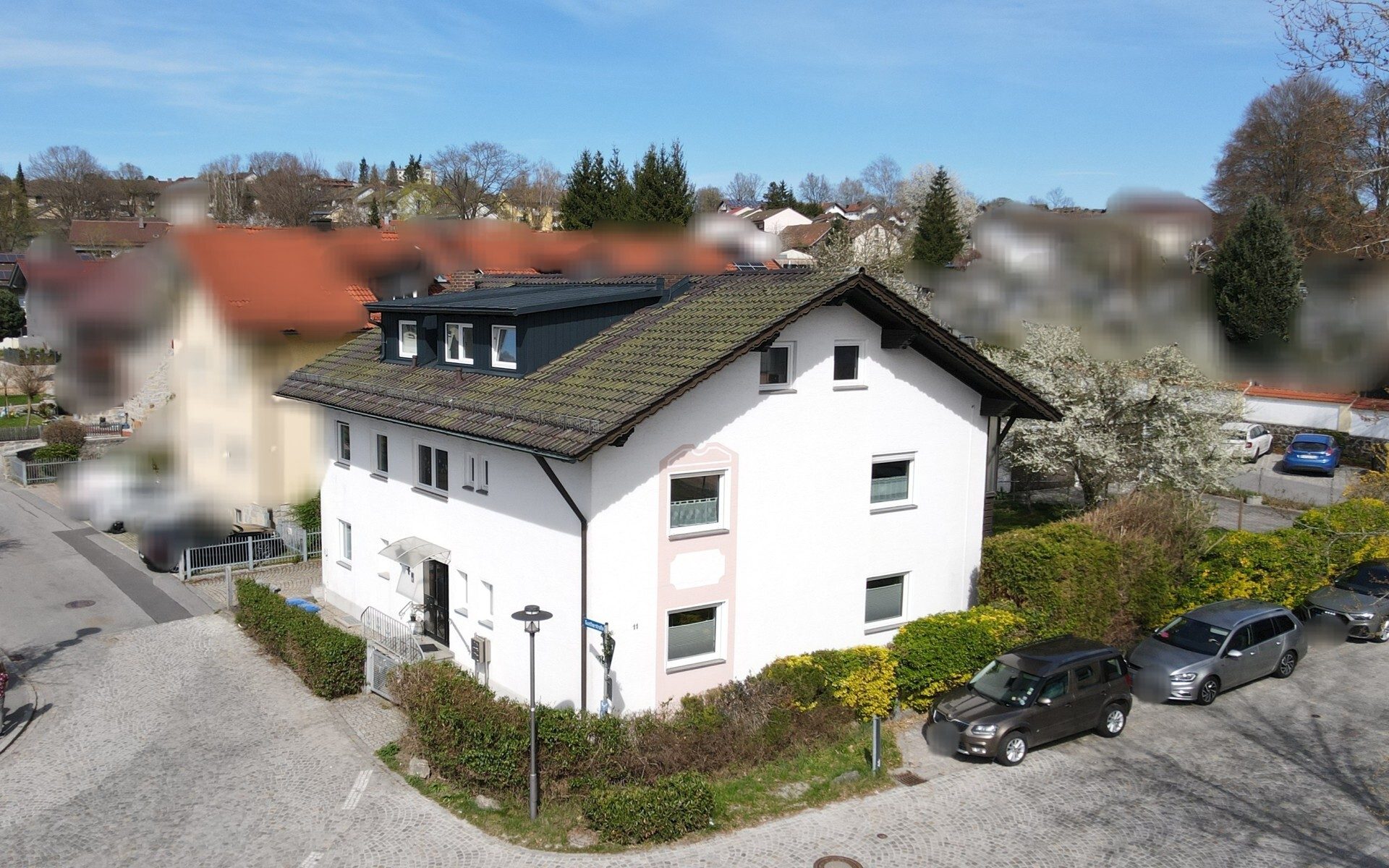 Immobilienangebot - Regen - Alle - Besser als Sparbuch - Grundbuch! Top saniertes MFH (4 WE) für Kapitalanleger o. Eigennutzer, 1a Lage