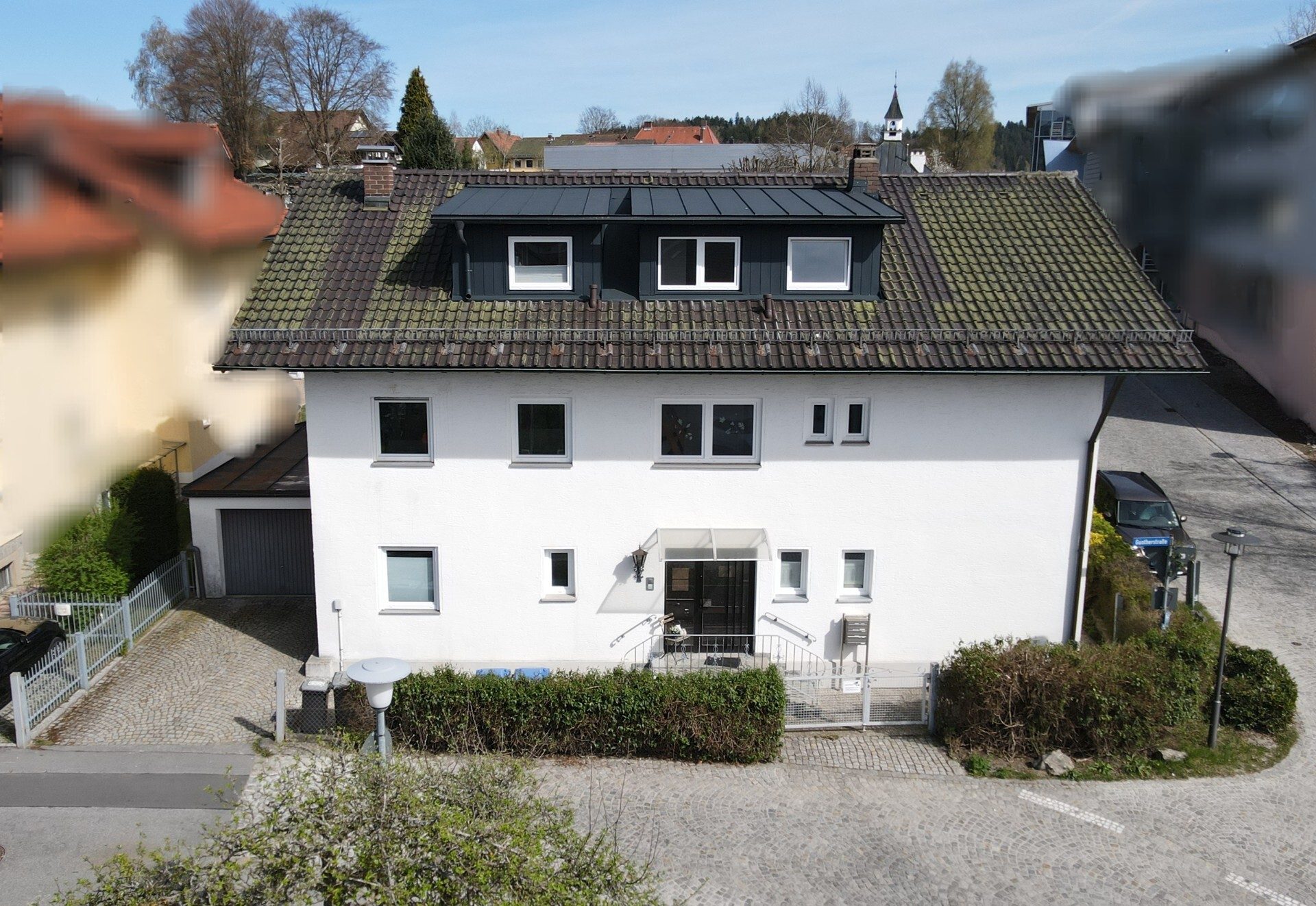 Immobilienangebot - Regen - Alle - Besser als Sparbuch - Grundbuch! Top saniertes MFH (4 WE) für Kapitalanleger o. Eigennutzer, 1a Lage
