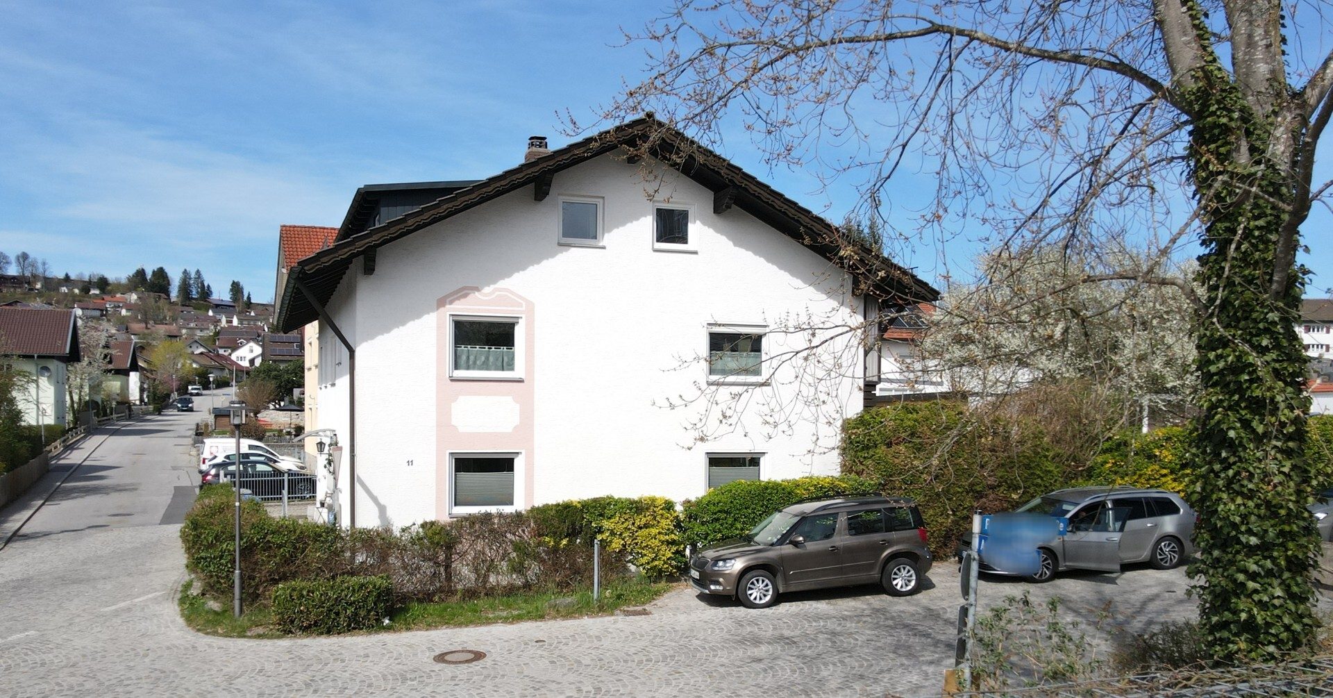 Immobilienangebot - Regen - Alle - Besser als Sparbuch - Grundbuch! Top saniertes MFH (4 WE) für Kapitalanleger o. Eigennutzer, 1a Lage