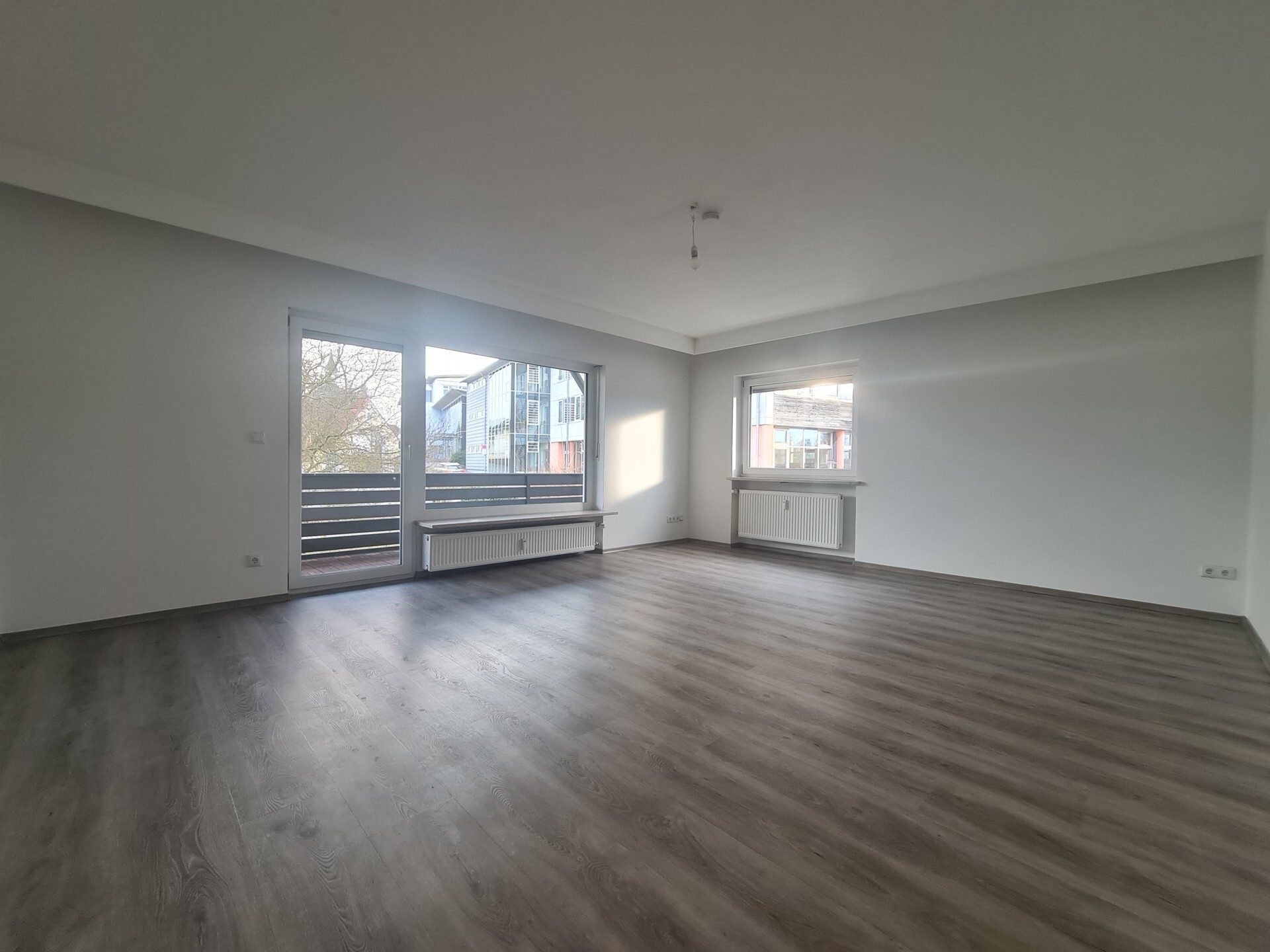 Immobilienangebot - Regen - Alle - Besser als Sparbuch - Grundbuch! Top saniertes MFH (4 WE) für Kapitalanleger o. Eigennutzer, 1a Lage