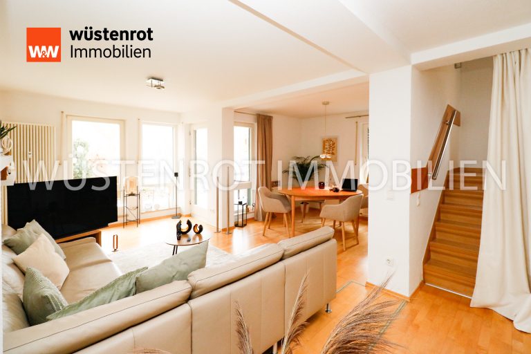 Immobilienangebot - Selb - Alle - Seltene Gelegenheit! Maisonnette Wohnung mit Parkblick in der City.