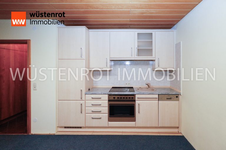 Immobilienangebot - Selb - Alle - Schickes Appartment mit Balkon - ideal für Singles, Pendler und Studenten.