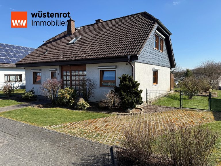 Immobilienangebot - Girod - Alle - Sehr gepflegtes Einfamilienhaus im beschaulichen Girod!