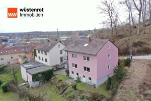 Immobilienangebot - Deggendorf / Deggenau - Alle - FÜR EIGENNUTZER ODER KAPITALANLEGER! GEPFLEGTES DREIFAMILIENHAUS IN RUHIGER LAGE DEGGENDORF/DEGGENAU