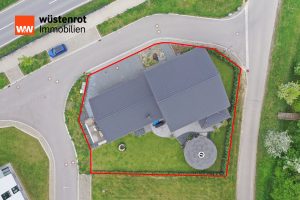 Immobilienangebot - Kirchroth - Alle - Energieeffizient & modern Wohnen! Neuwertiges EFH mit Doppelgarage und schönen Garten in Kirchroth
