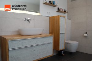 Immobilienangebot - Kirchroth - Alle - Energieeffizient & modern Wohnen! Neuwertiges EFH mit Doppelgarage und schönen Garten in Kirchroth