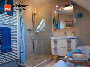 Immobilienangebot - Braunschweig-Hondelage - Alle - 3 Zimmer hat dieses hübsche Häuschen mit Nordseeflair zu bieten. Es ist saniert und modernisiert!