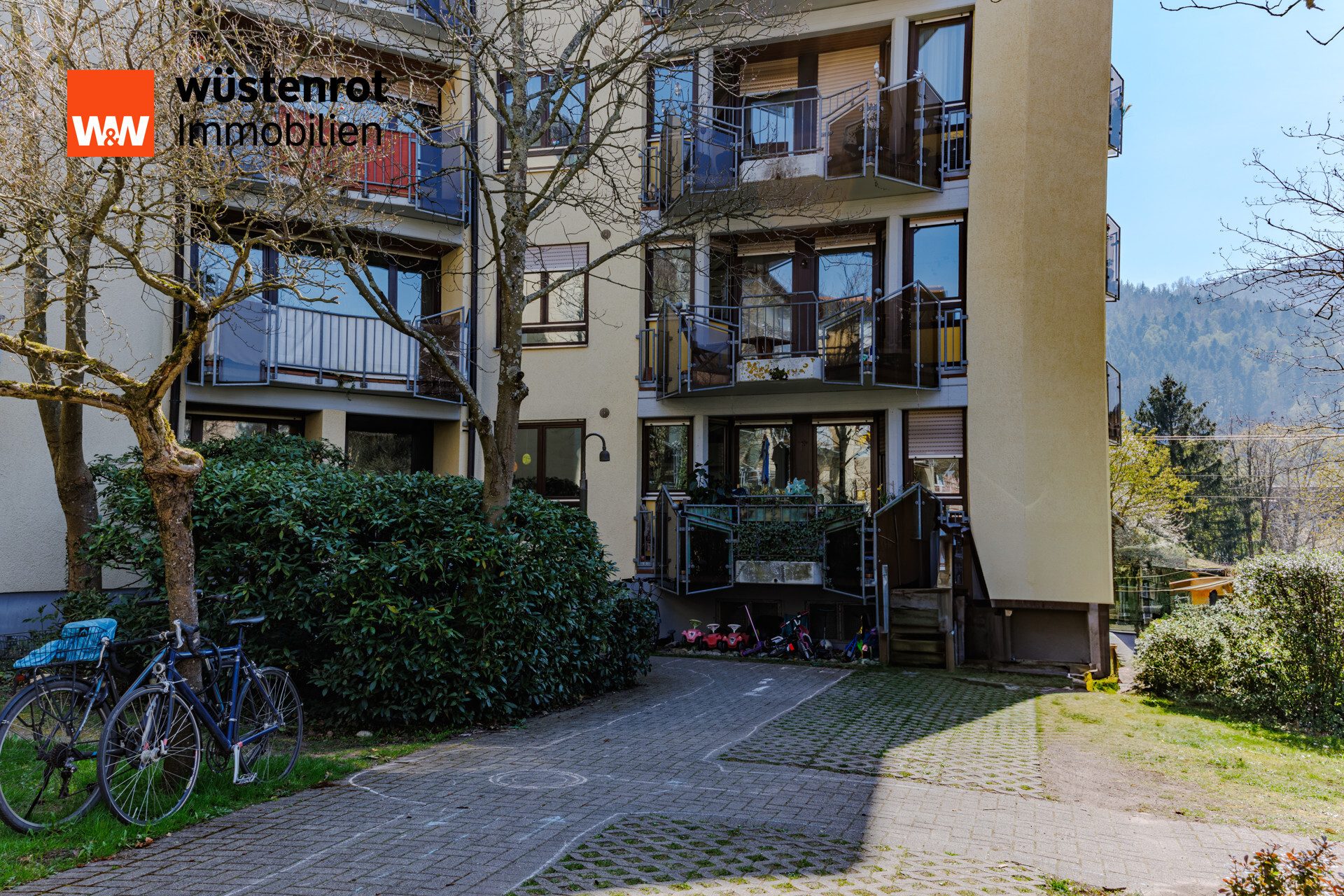 Immobilienangebot - Freiburg im Breisgau / Littenweiler - Alle - **Offen, hell, großzügig – 3-Zimmerwohnung mit Tiefgaragenstellplatz in ruhiger Lage**
