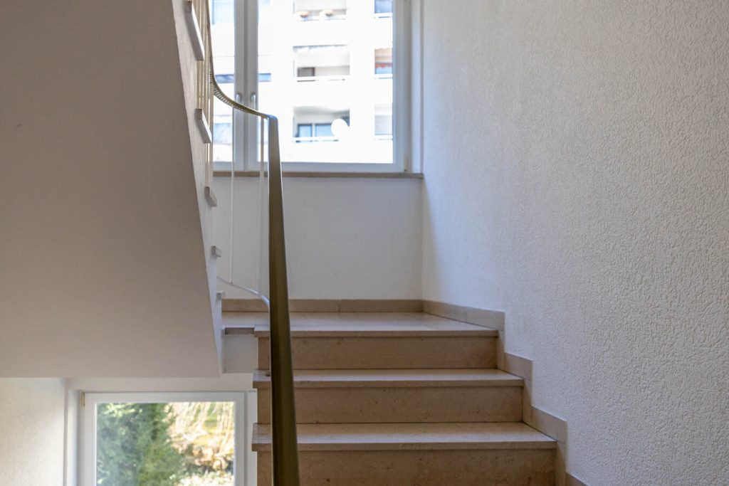 Immobilienangebot - Freising - Alle - Ein bereits aufgeteiltes MFH mit 9 Wohnungen, Tiefgarage, solider Mietrendite