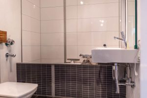 Immobilienangebot - Freising - Alle - Ein bereits aufgeteiltes MFH mit 9 Wohnungen, Tiefgarage, solider Mietrendite