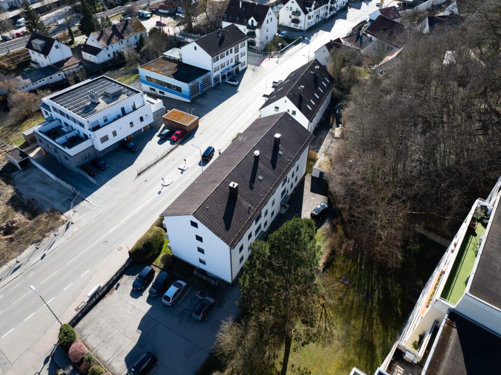 Immobilienangebot - Freising - Alle - Ein bereits aufgeteiltes MFH mit 9 Wohnungen, Tiefgarage, solider Mietrendite