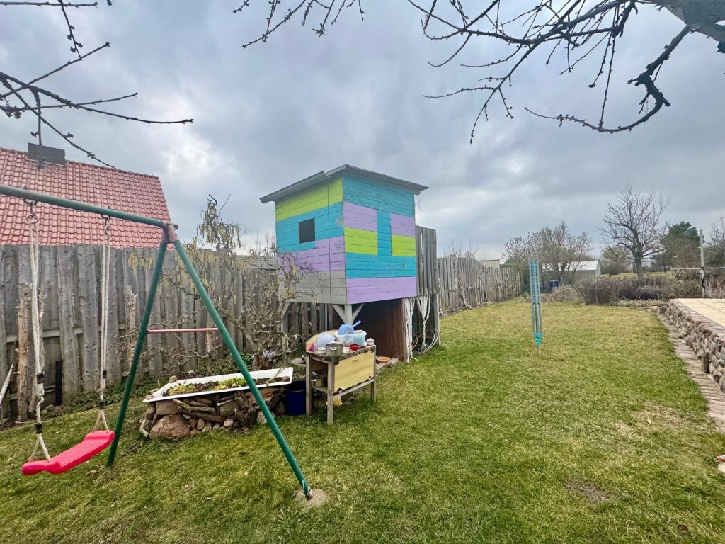 Immobilienangebot - Osternienburger Land - Alle - Modernisiertes Einfamilienhaus mit großem Grundstück, Pool & Keller in ruhiger Lage