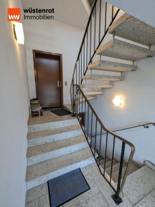 Immobilienangebot - Essen - Alle - Attraktives 4-Familienhaus mit flexibler Nutzung – Hauptwohnung auf Wunsch frei verfügbar!