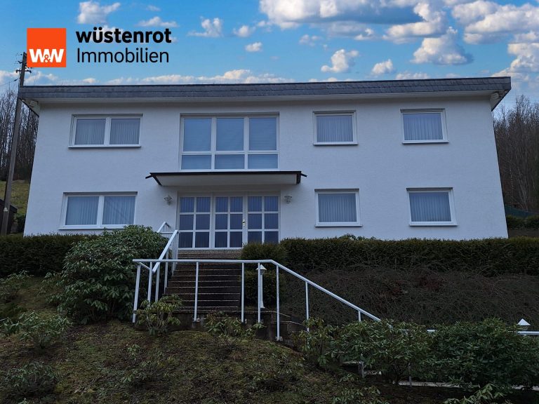 Immobilienangebot - Kirschweiler - Alle - --- Ein Anwesen der besonderen Art ---
Ländliche Idylle mit kurzem Weg die Stadt
