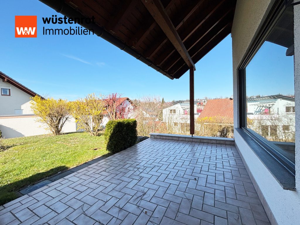 Immobilienangebot - Emmingen-Liptingen / Emmingen - Alle - Heimkommen & Durchatmen. 5 Zimmer auf 115 m². Familienidylle mit großem Garten, Keller und Garage.
