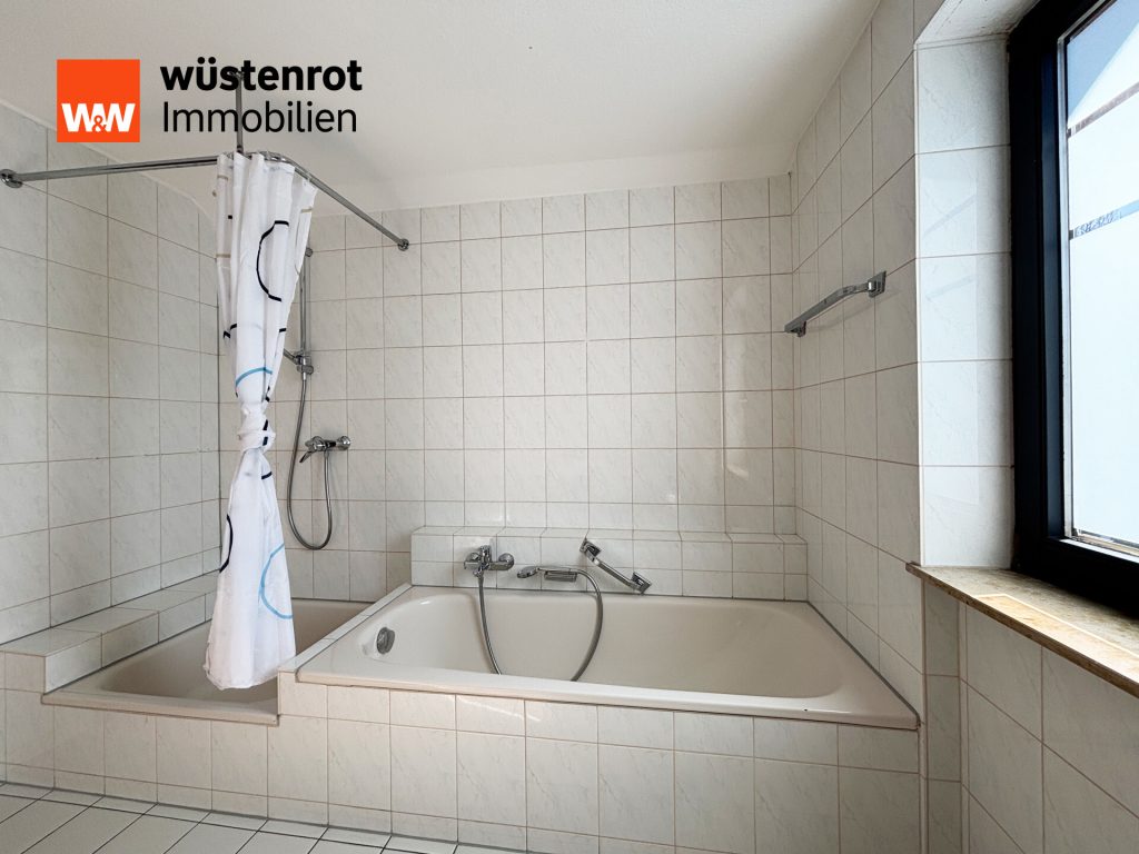 Immobilienangebot - Emmingen-Liptingen / Emmingen - Alle - Heimkommen & Durchatmen. 5 Zimmer auf 115 m². Familienidylle mit großem Garten, Keller und Garage.