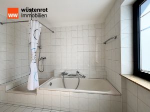 Immobilienangebot - Emmingen-Liptingen / Emmingen - Alle - Heimkommen & Durchatmen. 5 Zimmer auf 115 m². Familienidylle mit großem Garten, Keller und Garage.