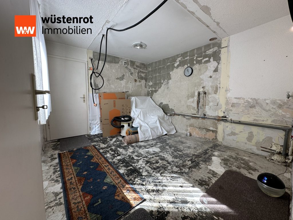Immobilienangebot - Burladingen / Killer - Alle - Wohnen mit Komfort: Großzügiges Haus mit Garten und viel Stauraum