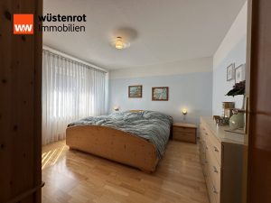 Immobilienangebot - Burladingen / Killer - Alle - Wohnen mit Komfort: Großzügiges Haus mit Garten und viel Stauraum