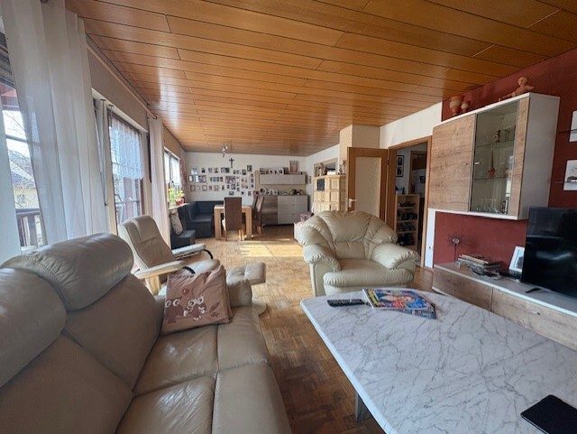 Immobilienangebot - Eisingen - Alle - Großzügiges Einfamilienhaus mit Einliegerwohnung in Eisingen!