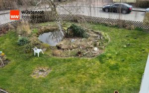 Immobilienangebot - Feuchtwangen - Alle - Reserviert: Feuchtwangen- gepflegtes Reihenendhaus mit großem Grundstück und Garage.