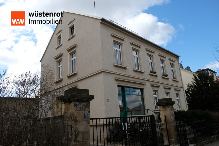 Immobilienangebot - Riesa - Alle - Zwei Häuser – ein großes Potential: Familienidylle, Mehrgenerationenwohnen oder Kapitalanlage