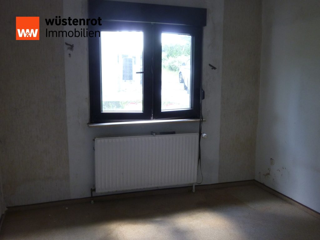 Immobilienangebot - Solingen / Wald - Alle - xxx Kaufpreissenkung xxx-Freistehendes Einfamilienhaus auf großem Grundstück in Solingen-Wald