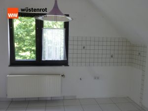 Immobilienangebot - Solingen / Wald - Alle - xxx Kaufpreissenkung xxx-Freistehendes Einfamilienhaus auf großem Grundstück in Solingen-Wald