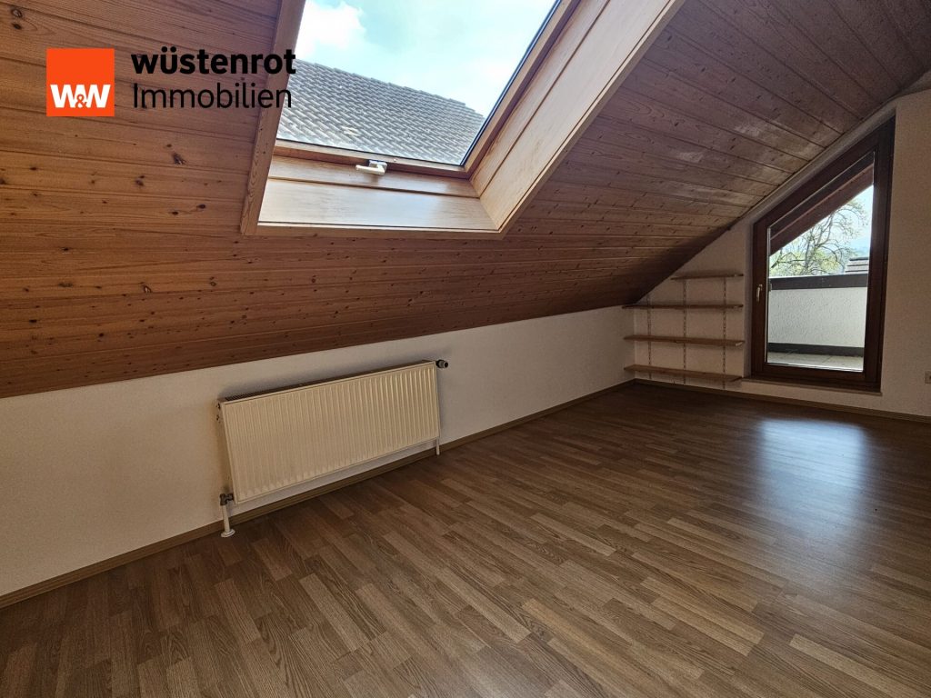 Immobilienangebot - Ebersbach an der Fils - Alle - Kampfansage zu einer Doppelhaushälfte!
"MODERNES WOHNEN IM HAUS-IM-HAUS-SYSTEM"