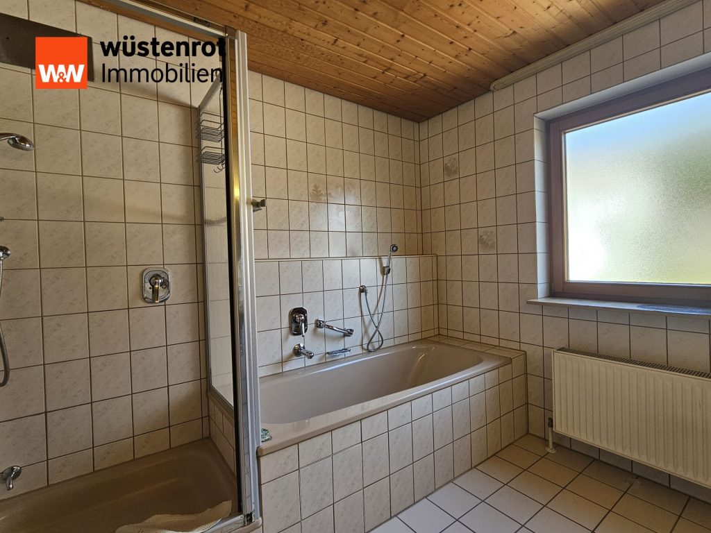 Immobilienangebot - Ebersbach an der Fils - Alle - Kampfansage zu einer Doppelhaushälfte!
"MODERNES WOHNEN IM HAUS-IM-HAUS-SYSTEM"