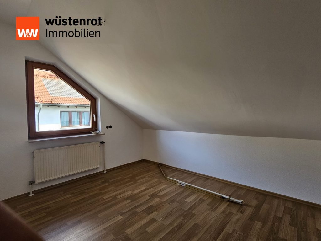 Immobilienangebot - Ebersbach an der Fils - Alle - Kampfansage zu einer Doppelhaushälfte!
"MODERNES WOHNEN IM HAUS-IM-HAUS-SYSTEM"