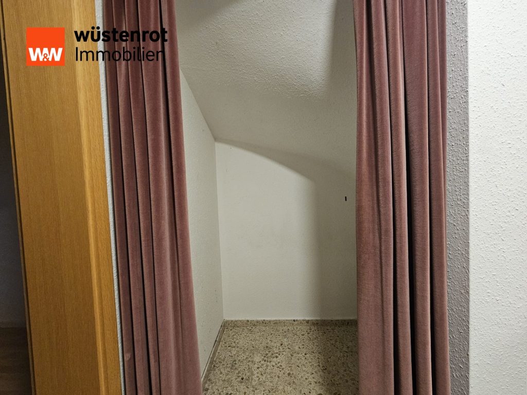 Immobilienangebot - Ebersbach an der Fils - Alle - Kampfansage zu einer Doppelhaushälfte!
"MODERNES WOHNEN IM HAUS-IM-HAUS-SYSTEM"